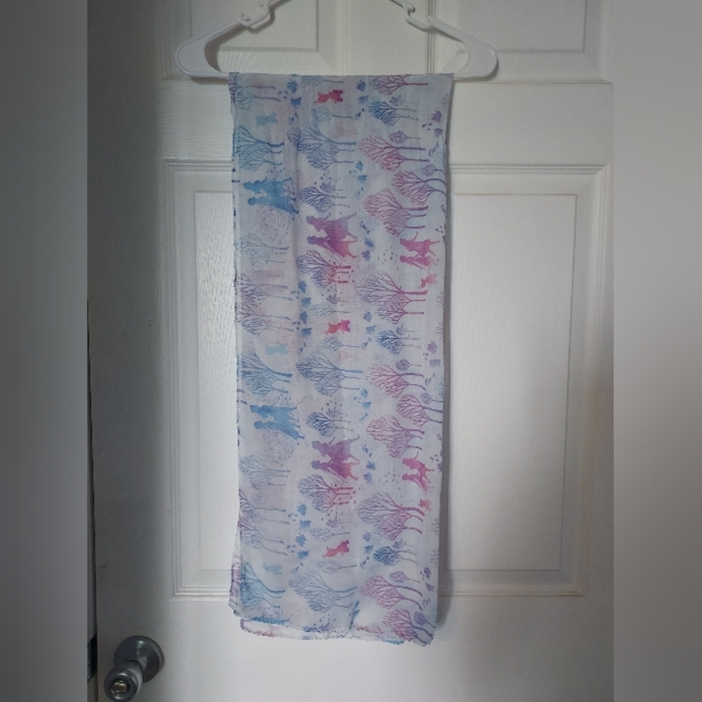 Disney Frozen 2 Scarf